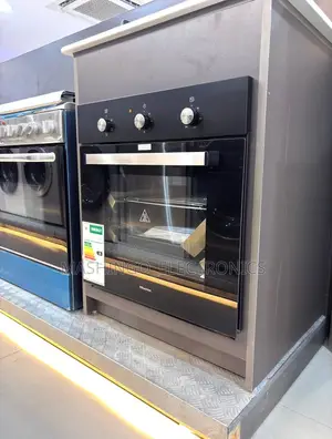 Hisense 60cm Built-in Oven