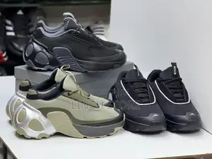 Adidas Edge Wonder Runner Sneakers