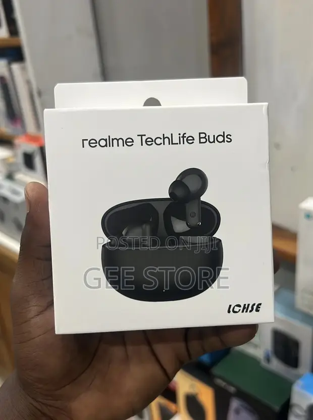 Realme Techlife Buds - Brand New - 1