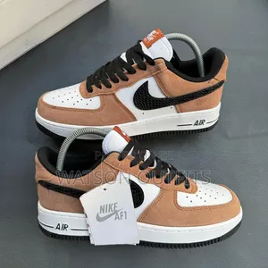 Men's Nike Air Force 1 Leather Sneakers
