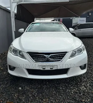 Toyota Mark X 2.5 AWD 2011 Sedan