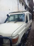 Toyota Land Cruiser 2005 Beige - 2