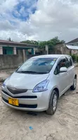 Toyota Ractis 2011 Silver - 1