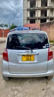 Toyota Ractis 2011 Silver - 3