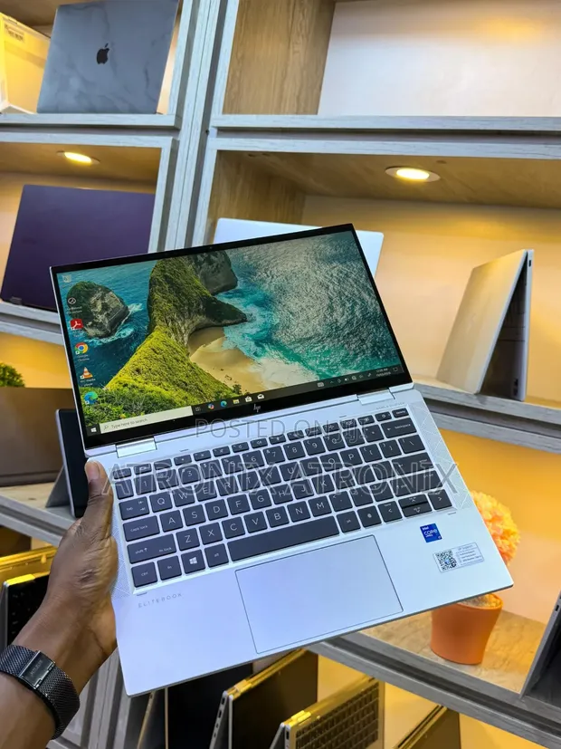 Laptop HP EliteBook x360 1030 G8 - Core i7, 16GB RAM, 512GB SSD - 1