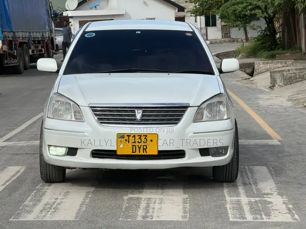 Toyota Premio 2006 White - 1