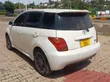 Toyota IST 2004 White - 4