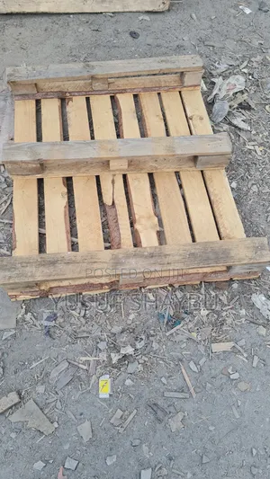 Used Wooden Pallets