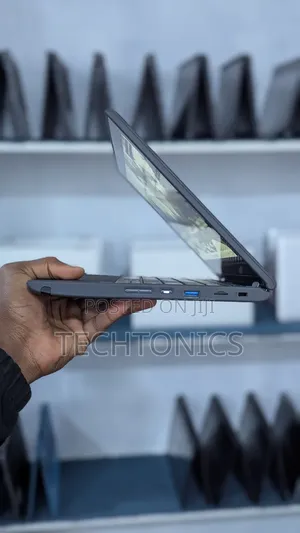 Lenovo 300e Yoga Laptop 8GB RAM, 128GB SSD