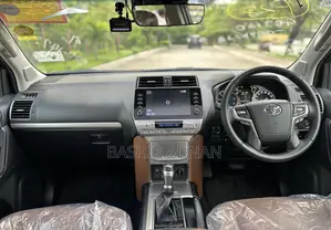 Toyota Land Cruiser Prado 2.8 TXL 2022 Matt Black