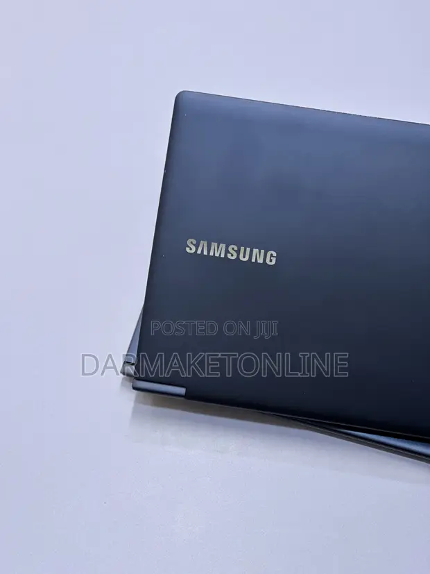 Laptop Samsung ATIV Book 9 Lite - 8GB RAM, 256GB SSD, Touchscreen - 1