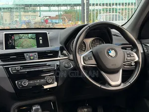 BMW X1 xDrive28i AWD 2016 Nyeupe