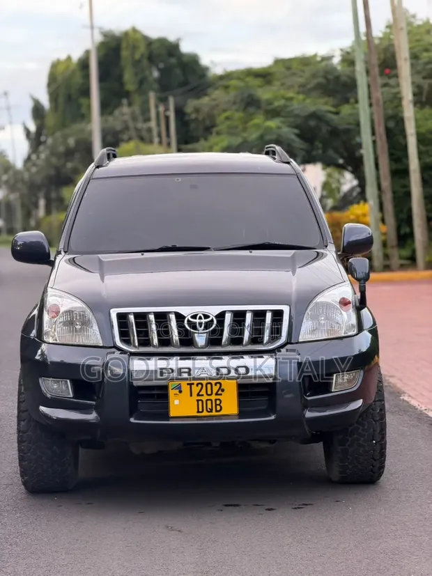 Toyota Land Cruiser Prado 2005 Black - 1