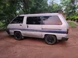 Toyota HiAce 1998 Silver - 3