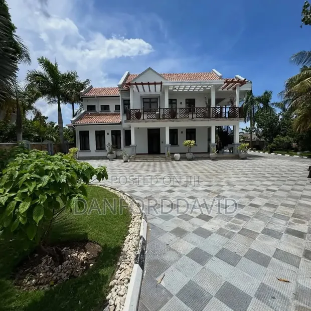 5-Bedroom House for Rent in Kahwa Real Estate, Mbezi Beach - 1