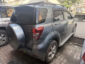 Toyota Rush 1.5 RWD 2006 Kijivu