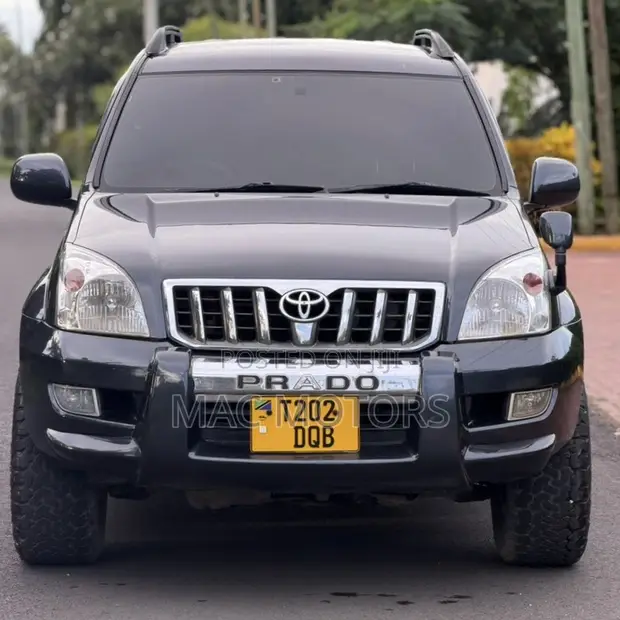 Toyota Land Cruiser Prado 2004 Nyeusi - 1