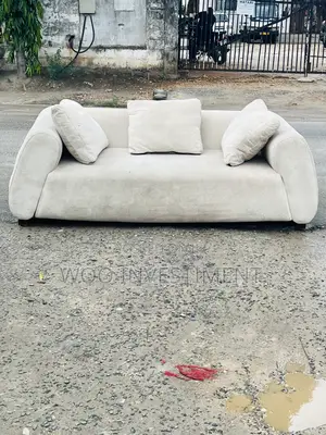 3-Seater Sofa - Clean, Spring & Fibre