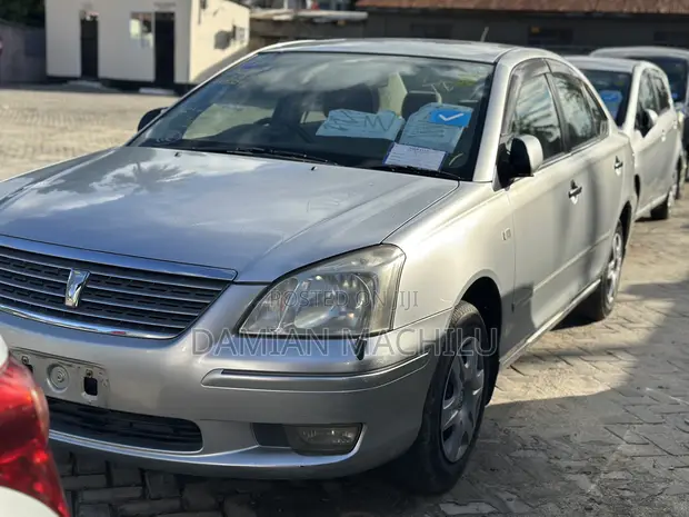 Toyota Premio 2004 Silver - 1