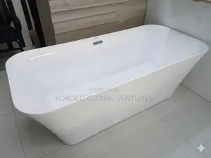 Free Standing Acrylic Bathtub