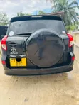 Toyota RAV4 2009 Nyeusi - 4