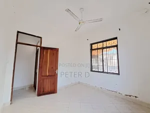 1 Bedroom Apartment for Rent, Kimara