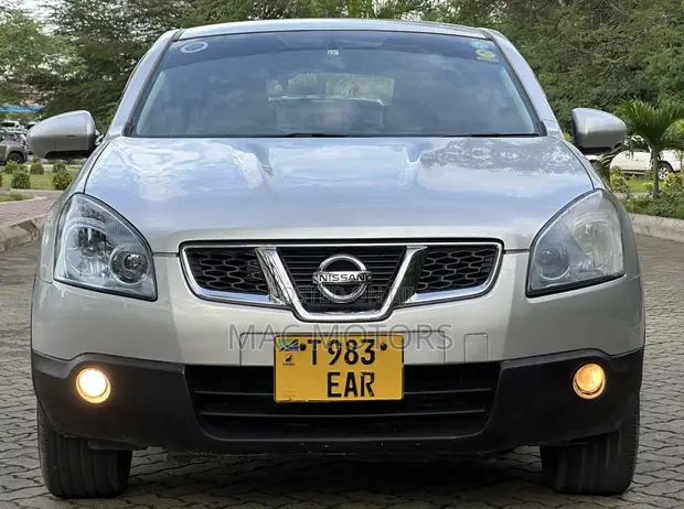 Nissan Dualis 2011 Silver - 1
