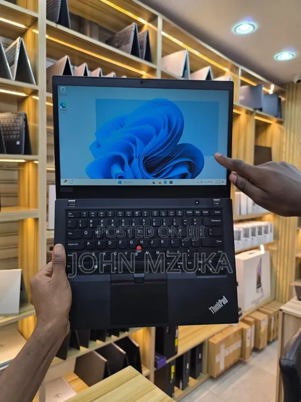 New Lenovo ThinkPad T14 G2 Laptop - Core i5, 16GB RAM, 256GB SSD - 1