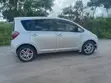 Toyota Ractis 2006 Silver - 2