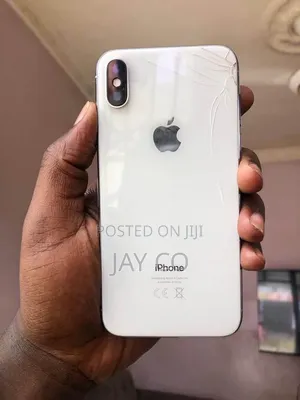 Apple iPhone X 64GB White