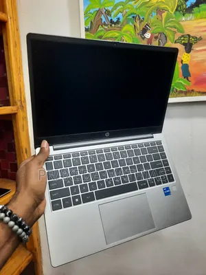 HP Laptop 240 G9 | Intel Core i7, 16GB RAM, 512GB SSD