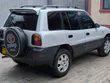 Toyota RAV4 1999 White - 4