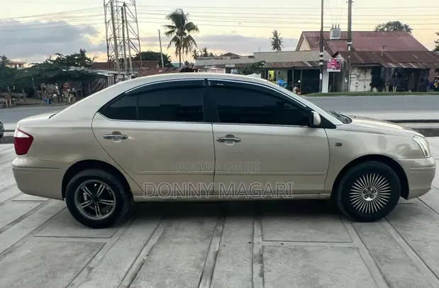 Toyota Premio 2003 Gold - 1