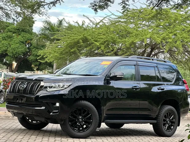 Toyota Land Cruiser Prado 2.7 2023 - Bronze - 1