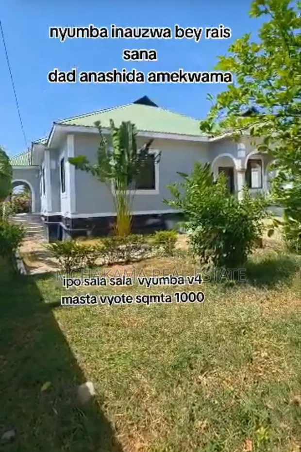 4-Bedroom House for Sale in Goba Marobo - 1