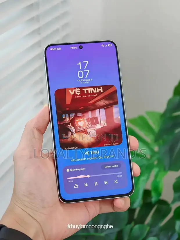 New Samsung Galaxy A57 256GB - 1