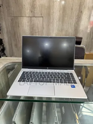 Laptop HP EliteBook 840 G8 - i7, 16GB RAM, 256GB SSD