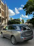 Mitsubishi Outlander 2.0 PHEV AWD 2013 Gray - 2