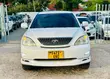 Toyota Harrier 2005 White - 5
