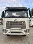 CNHTC Howo NX 371 Tractor Unit Truck - 1