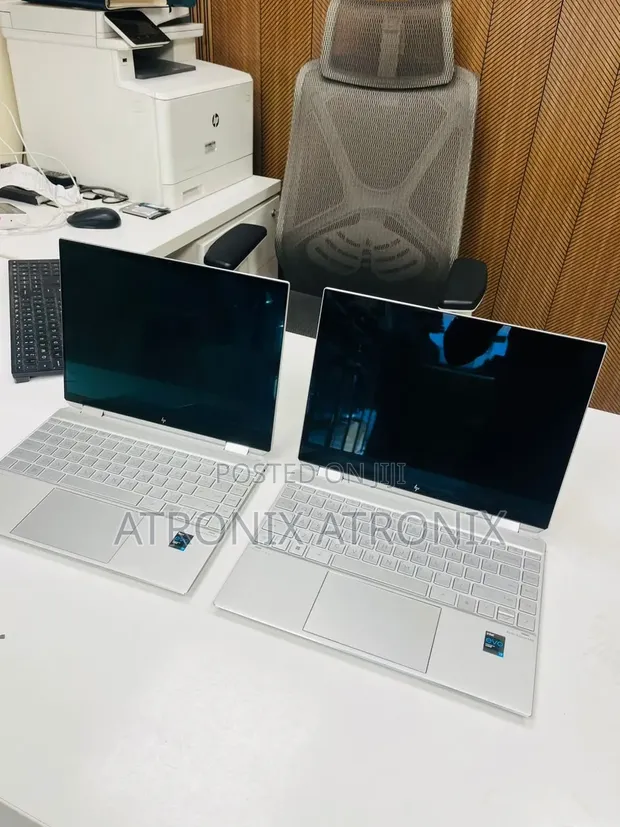HP Spectre x360 14" 32GB RAM, 512GB SSD, Intel Core i7 - 1