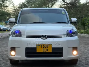 Toyota Corolla Rumion Hatchback 1.5 FWD 2008 - White
