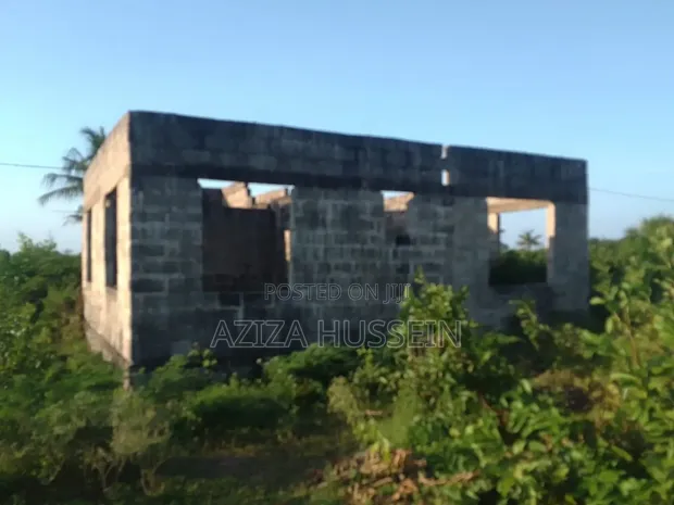 4 Bedroom Villa for Sale in Ndumi, Tanga - 1