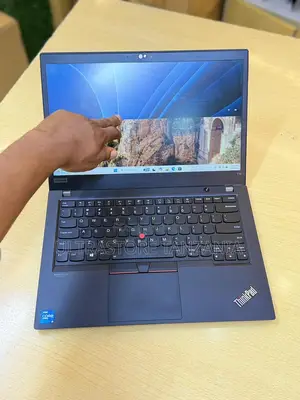 Laptop Mpya Lenovo ThinkPad T14 Gen 2 - Intel Core i5, 16GB RAM, 256GB SSD