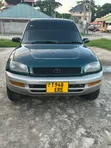 Toyota RAV4 1999 Green - 1