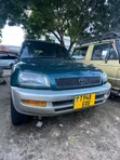 Toyota RAV4 1999 Green - 5