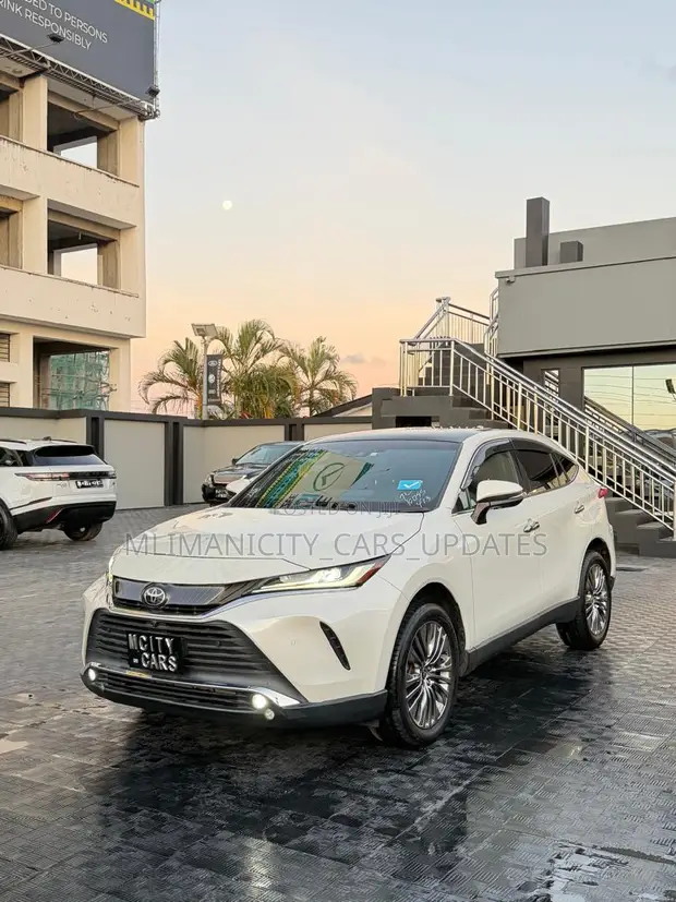 Toyota Harrier 2.0 4WD 2020 - White - 1