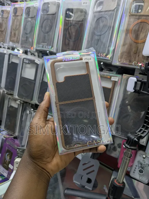 Samsung Flip 4 Original Case - 1