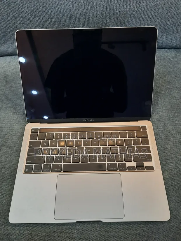 Apple MacBook Pro 2020 M1 16GB RAM 1TB SSD - 1