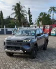 New Toyota Hilux 2025 Gray - 3